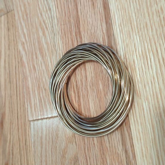 Bracelet Made of Interlocking Bangles - Picture 1 of 2